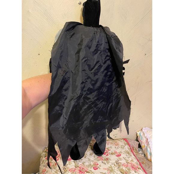 Nanco DC Comics 32” BATMAN Super Hero Plush Stuffed Doll Toy w/ Cape - Picture 7 of 11